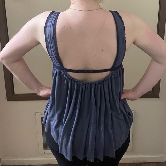 XS Free People Babydoll Empire Waisted Navy Top with Floral Embroidery Detail - Picture 10 of 10